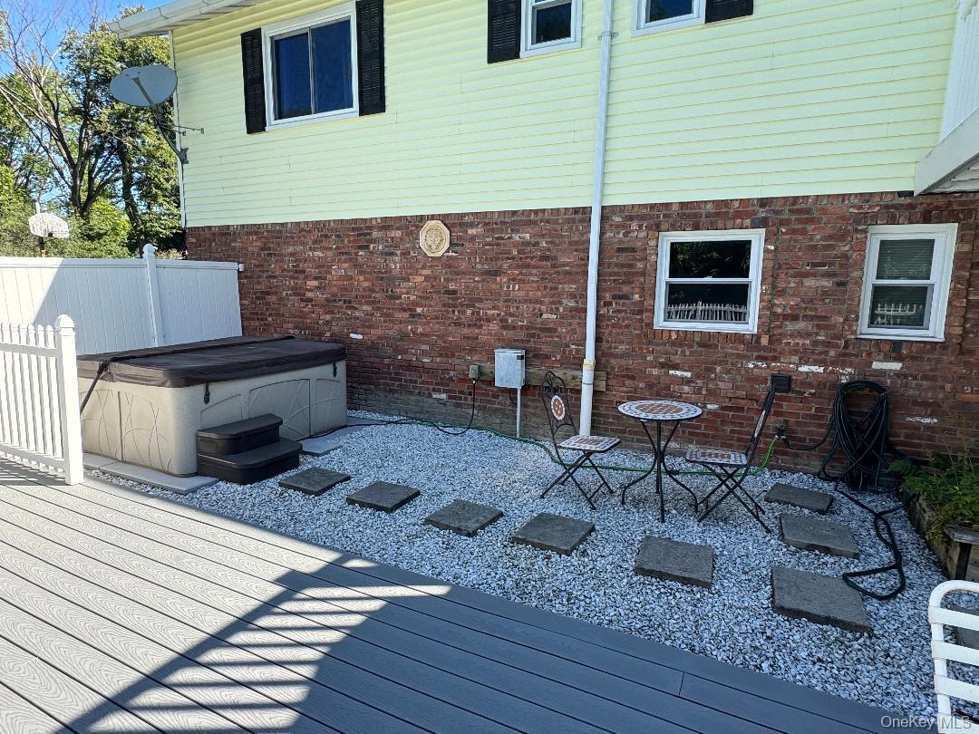 Stormville, New York 12582, United States, 3 Bedrooms Bedrooms, ,3 BathroomsBathrooms,Residential,Active,202596