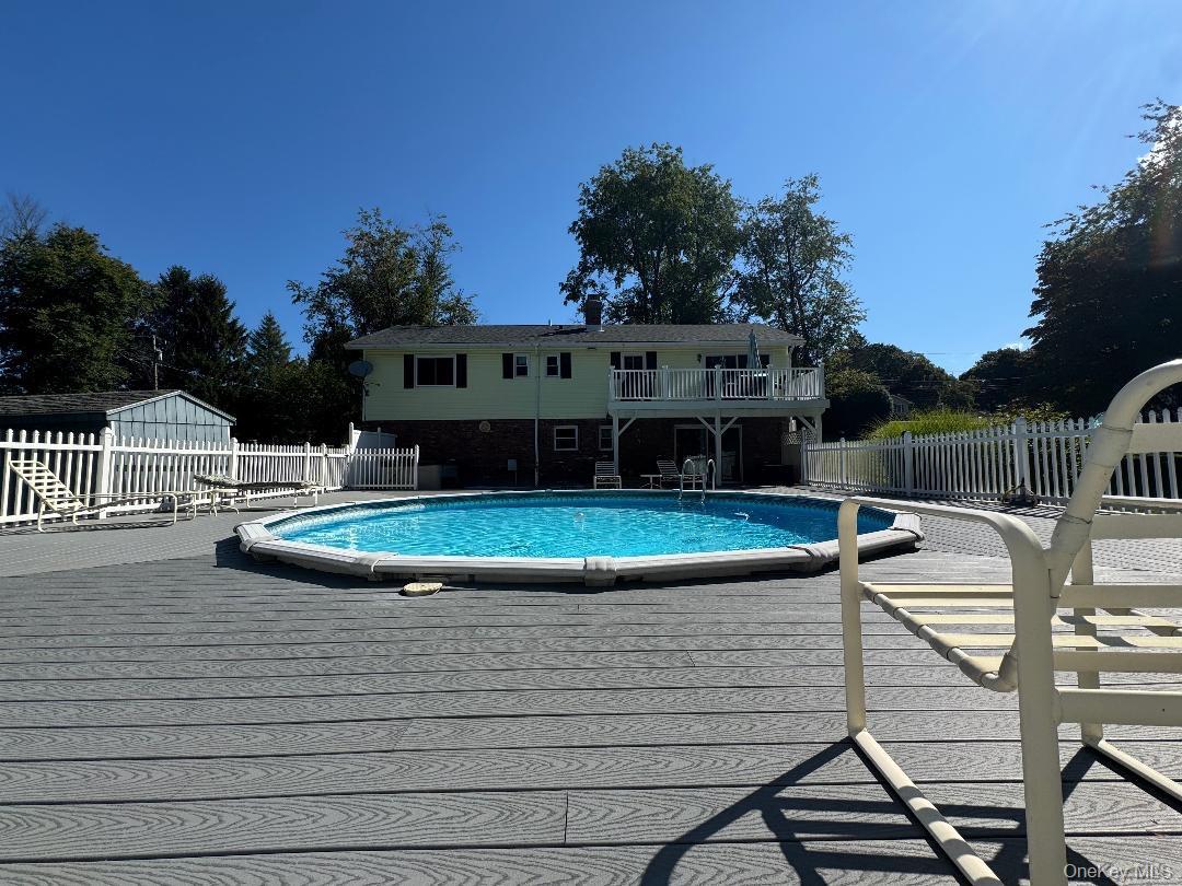 Stormville, New York 12582, United States, 3 Bedrooms Bedrooms, ,3 BathroomsBathrooms,Residential,Active,202596