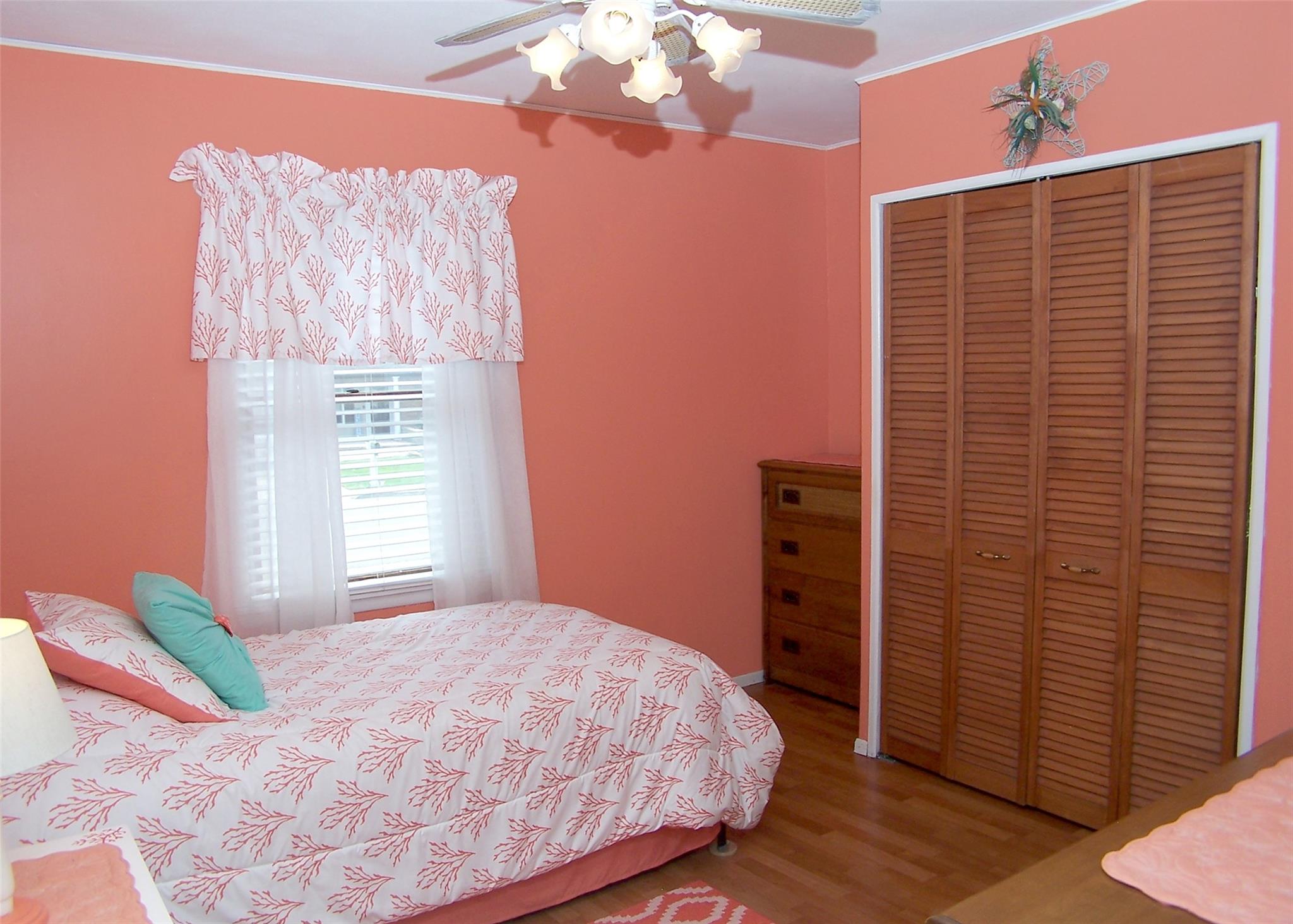 79 Live Oak Drive, Holbrook, New York image 2