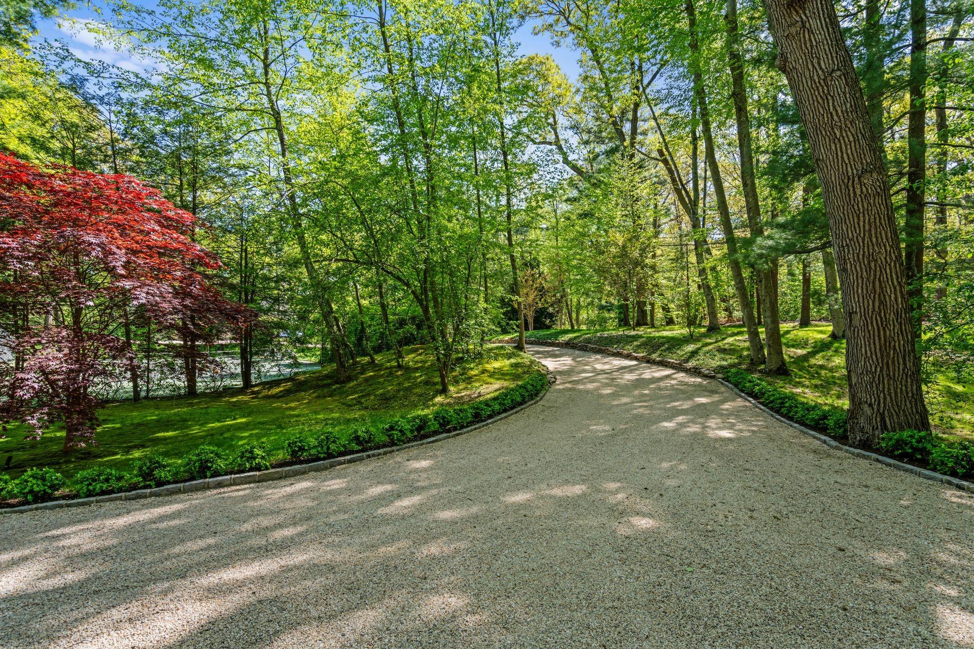 770 Chicken Valley Road, Locust Valley, New York image 45