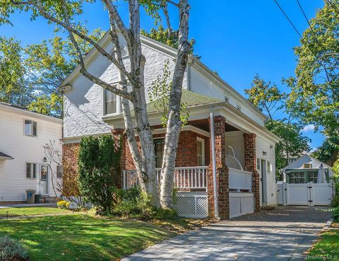 46 Hillview Avenue Port Washington NY 11050