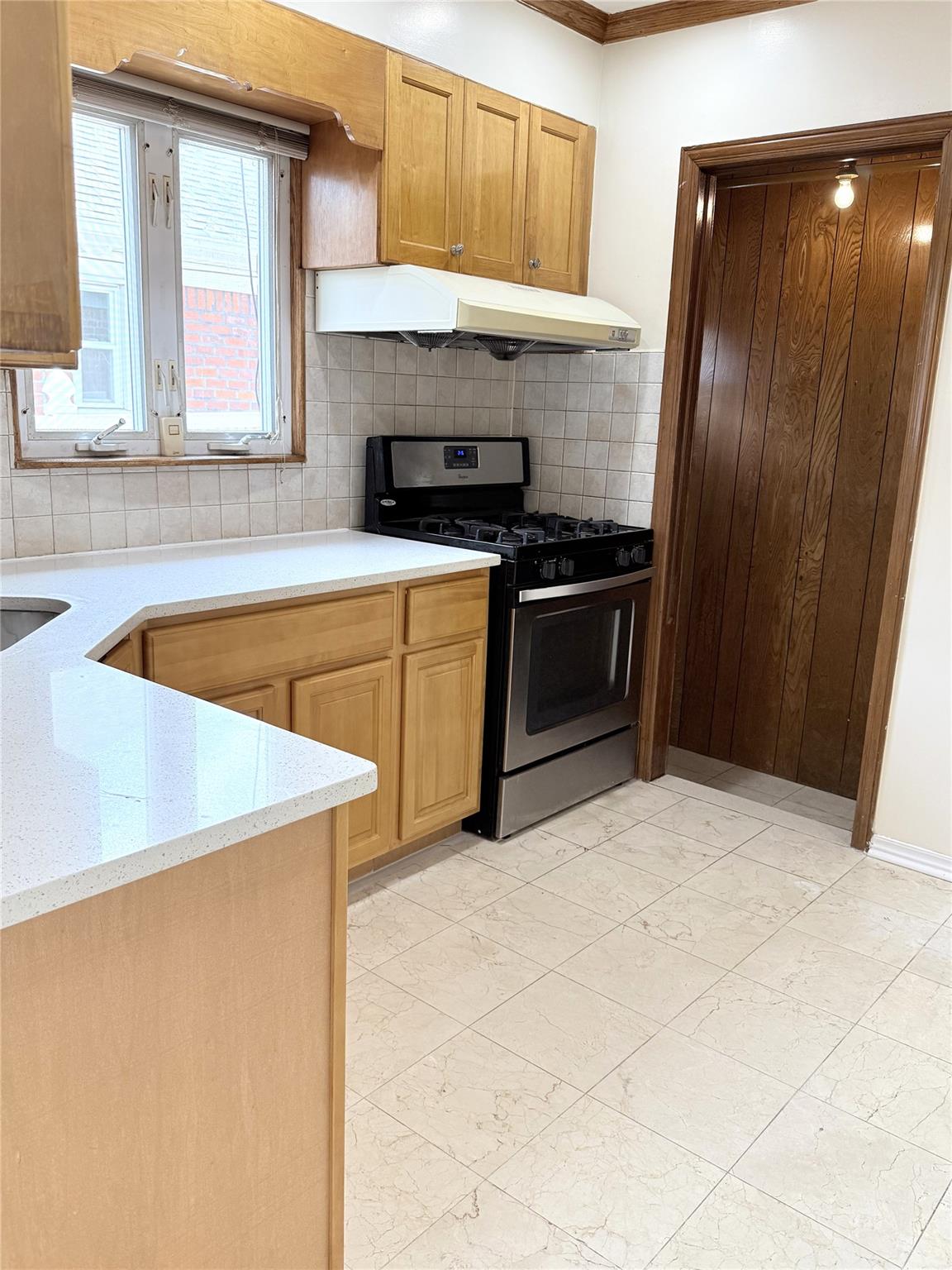 56-10 E Hampton Boulevard, Bayside, New York image 6