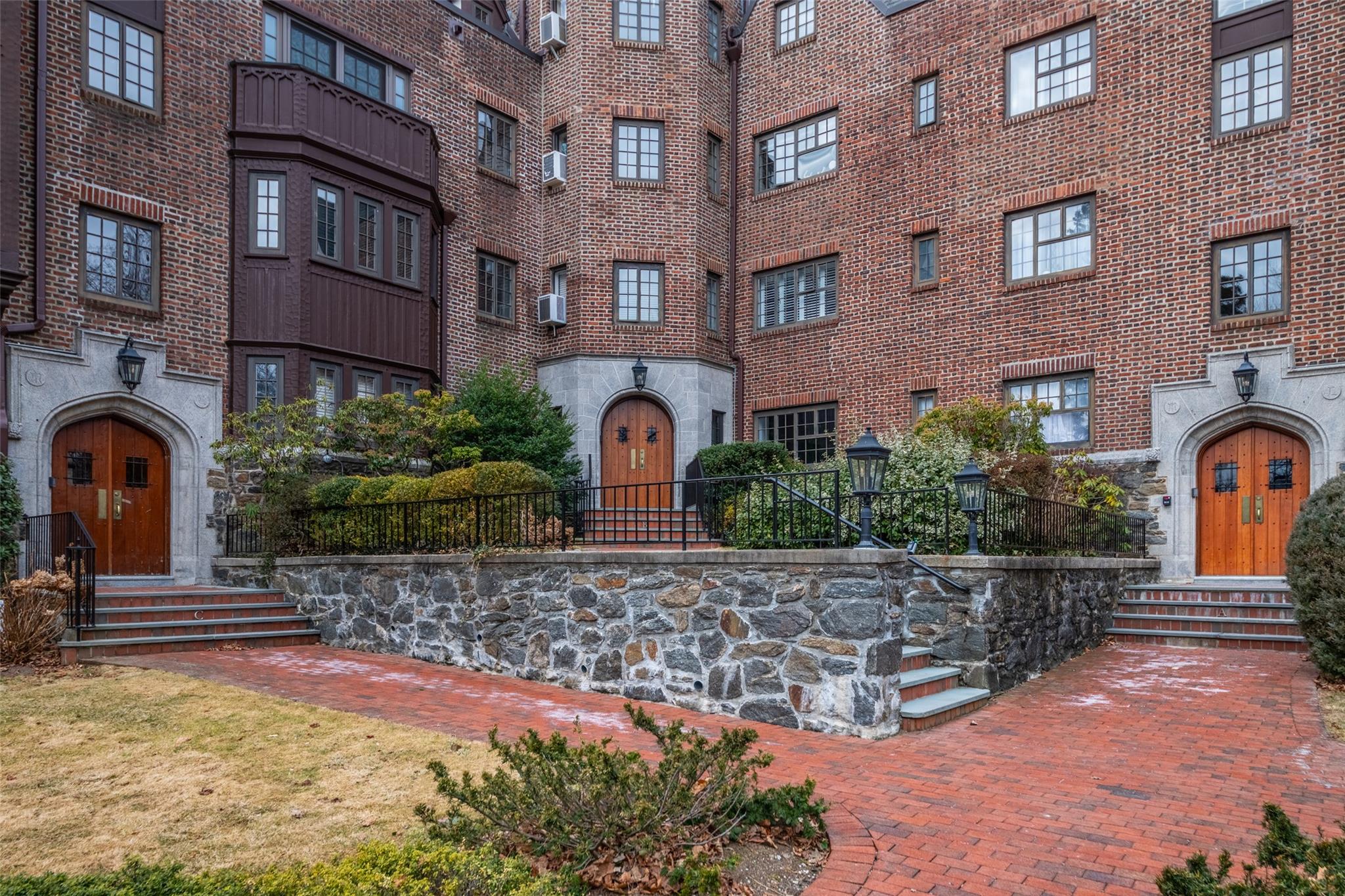 6 Davis Avenue #B12, Rye, New York image 3