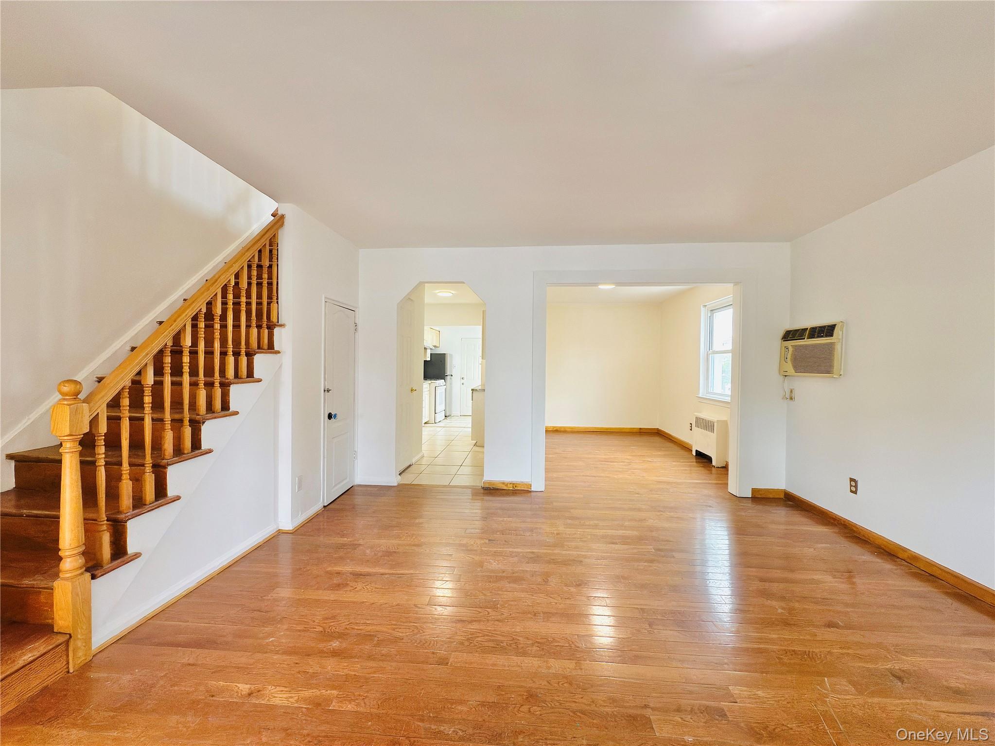 2943 Waterbury Avenue