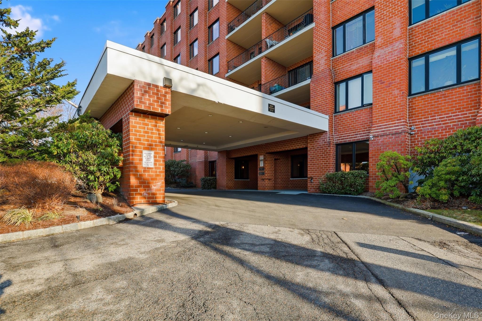 16 Rockledge Avenue 2C-1