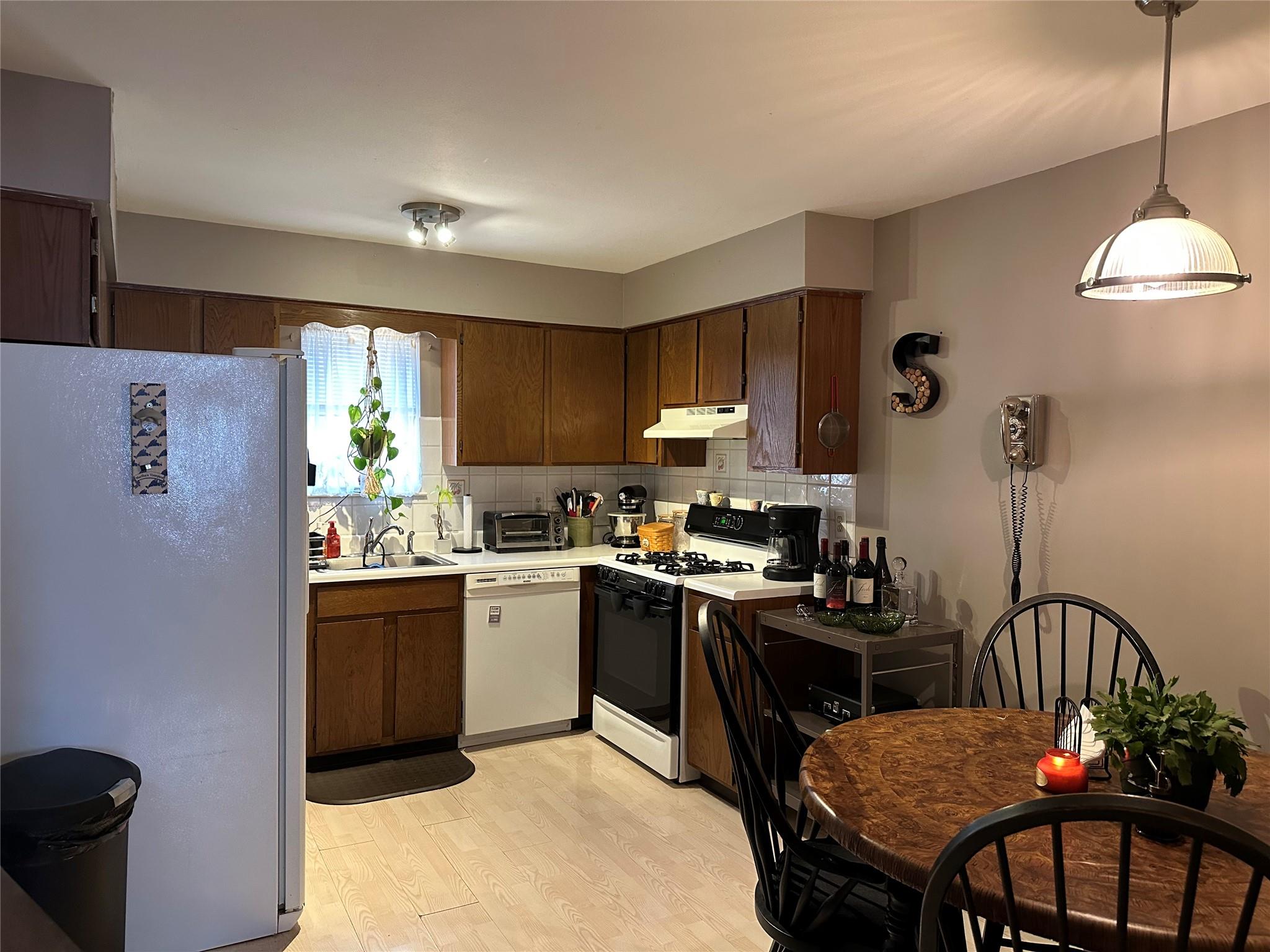 2 Elm Court Ct, Fishkill, New York image 11
