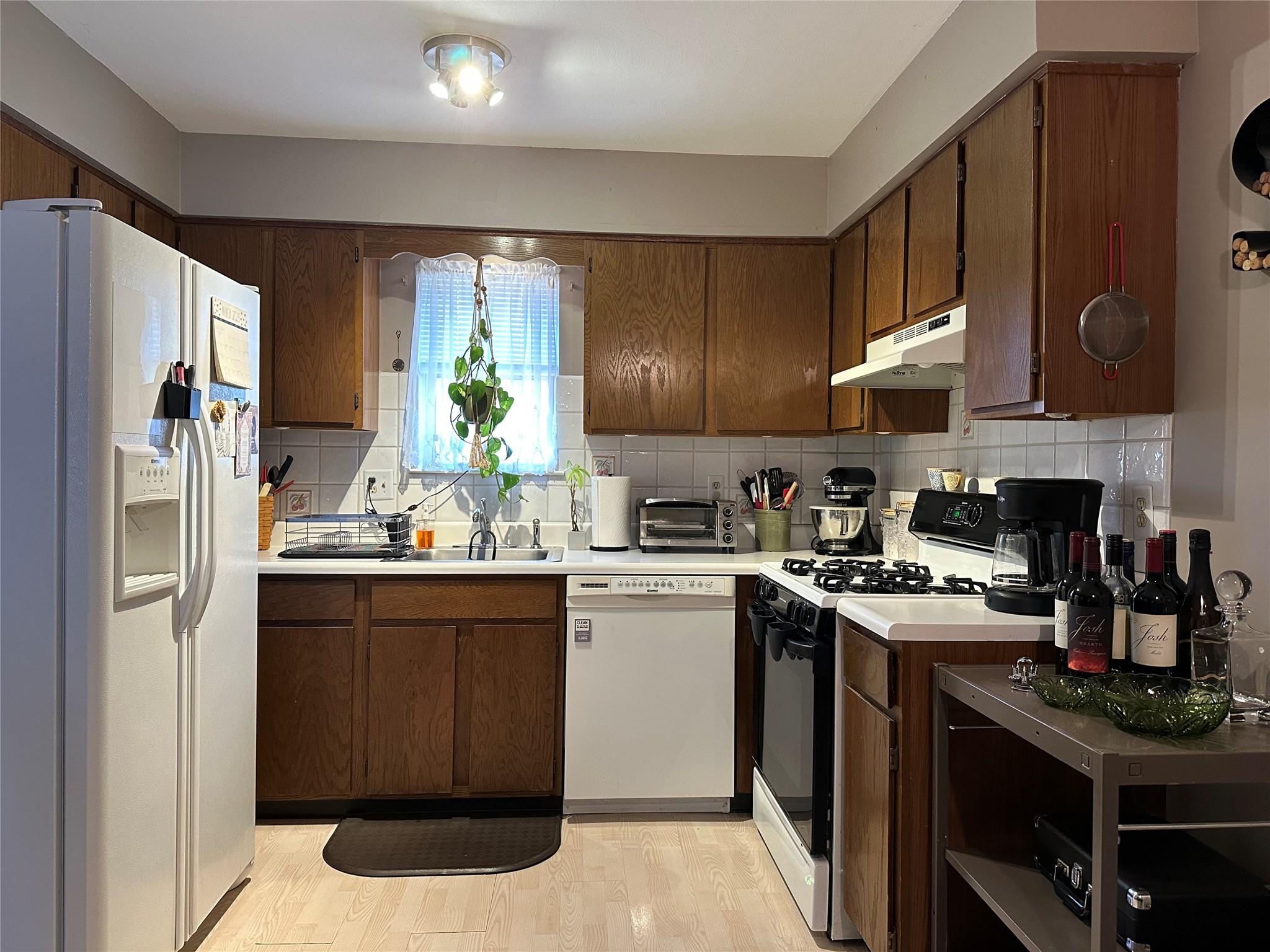 2 Elm Court Ct, Fishkill, New York image 9