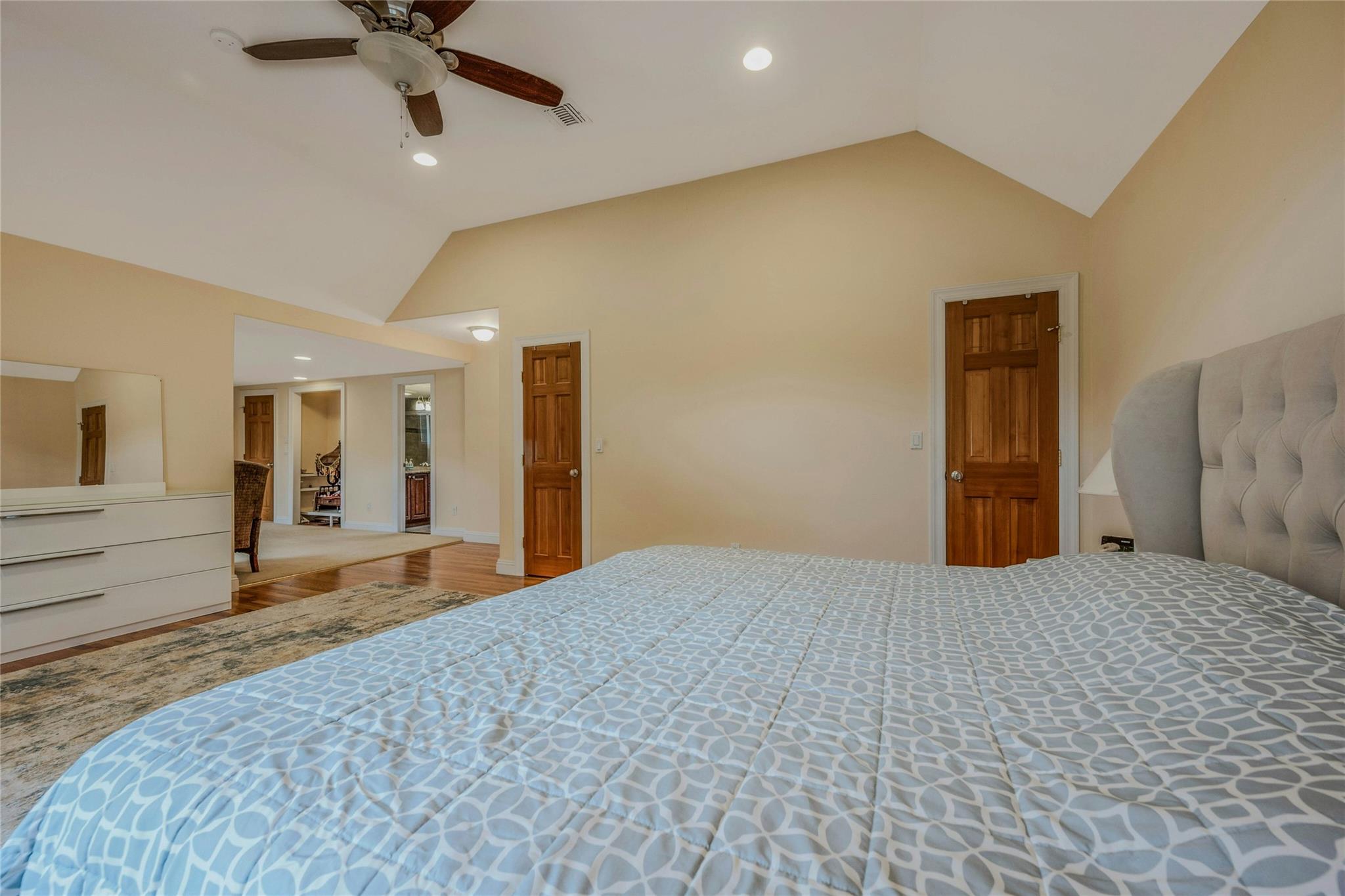 32 Robinhood Lane, East Setauket, New York image 30