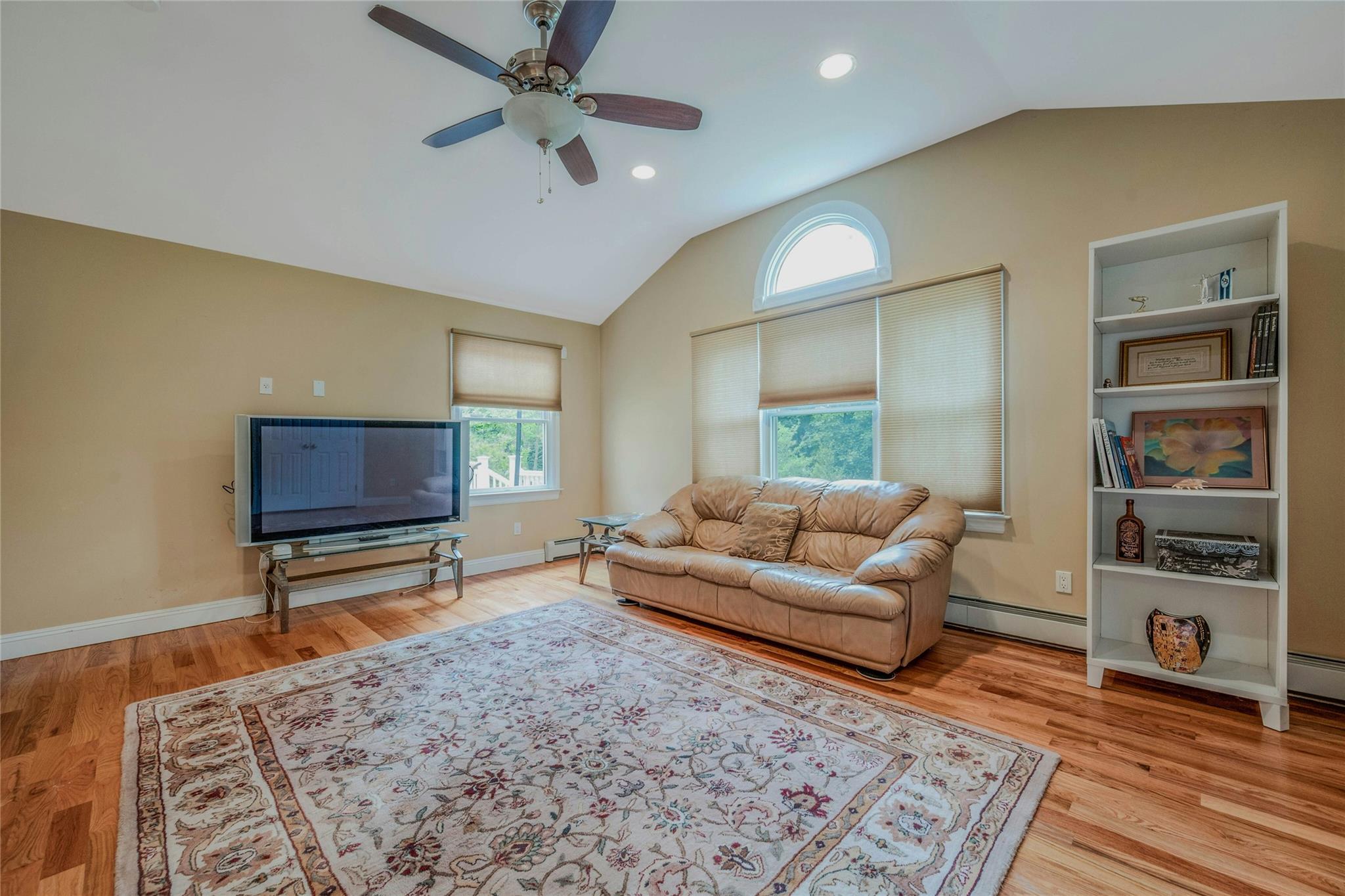 32 Robinhood Lane, East Setauket, New York image 23