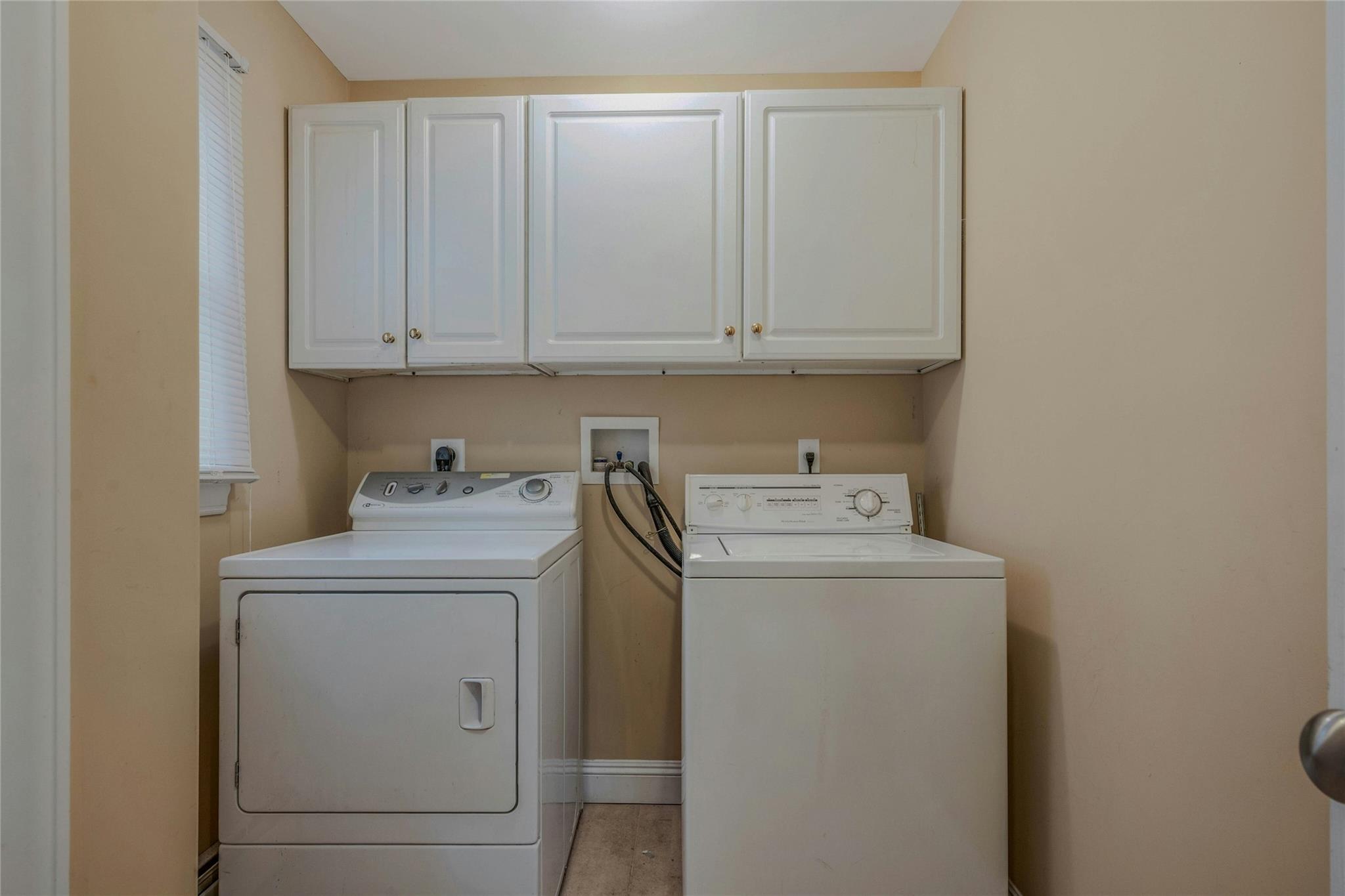 32 Robinhood Lane, East Setauket, New York image 22