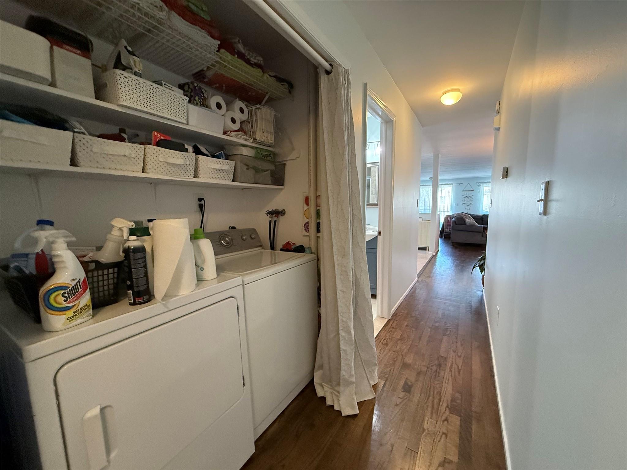 Long Beach, New York 11561, United States, 3 Bedrooms Bedrooms, ,2 BathroomsBathrooms,Residential,Active,87486