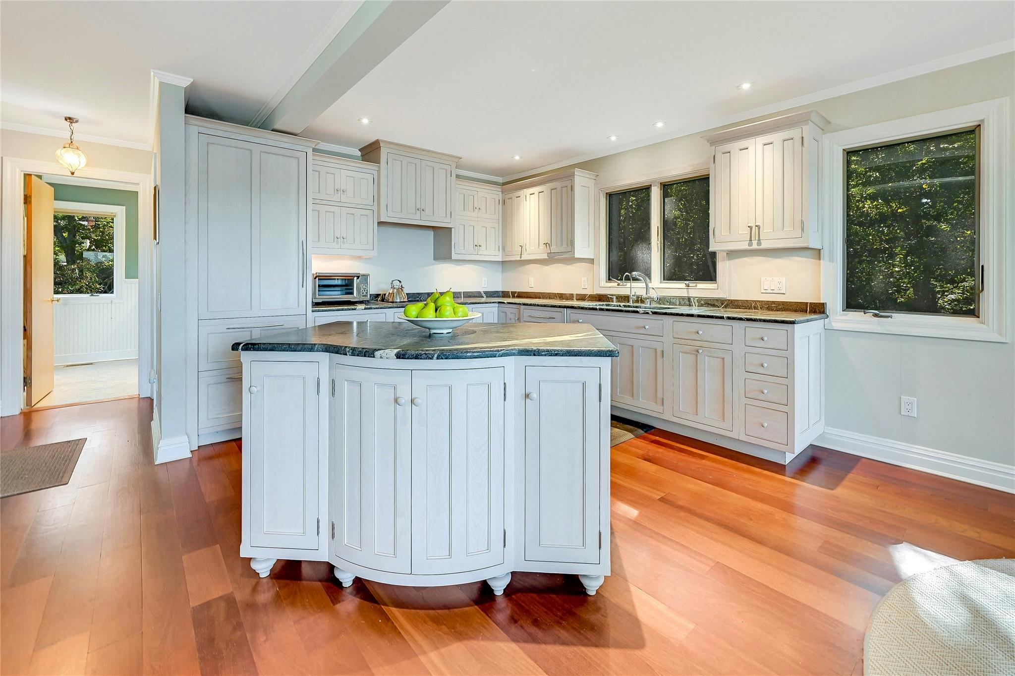 8095 Soundview Avenue, Southold, New York image 6