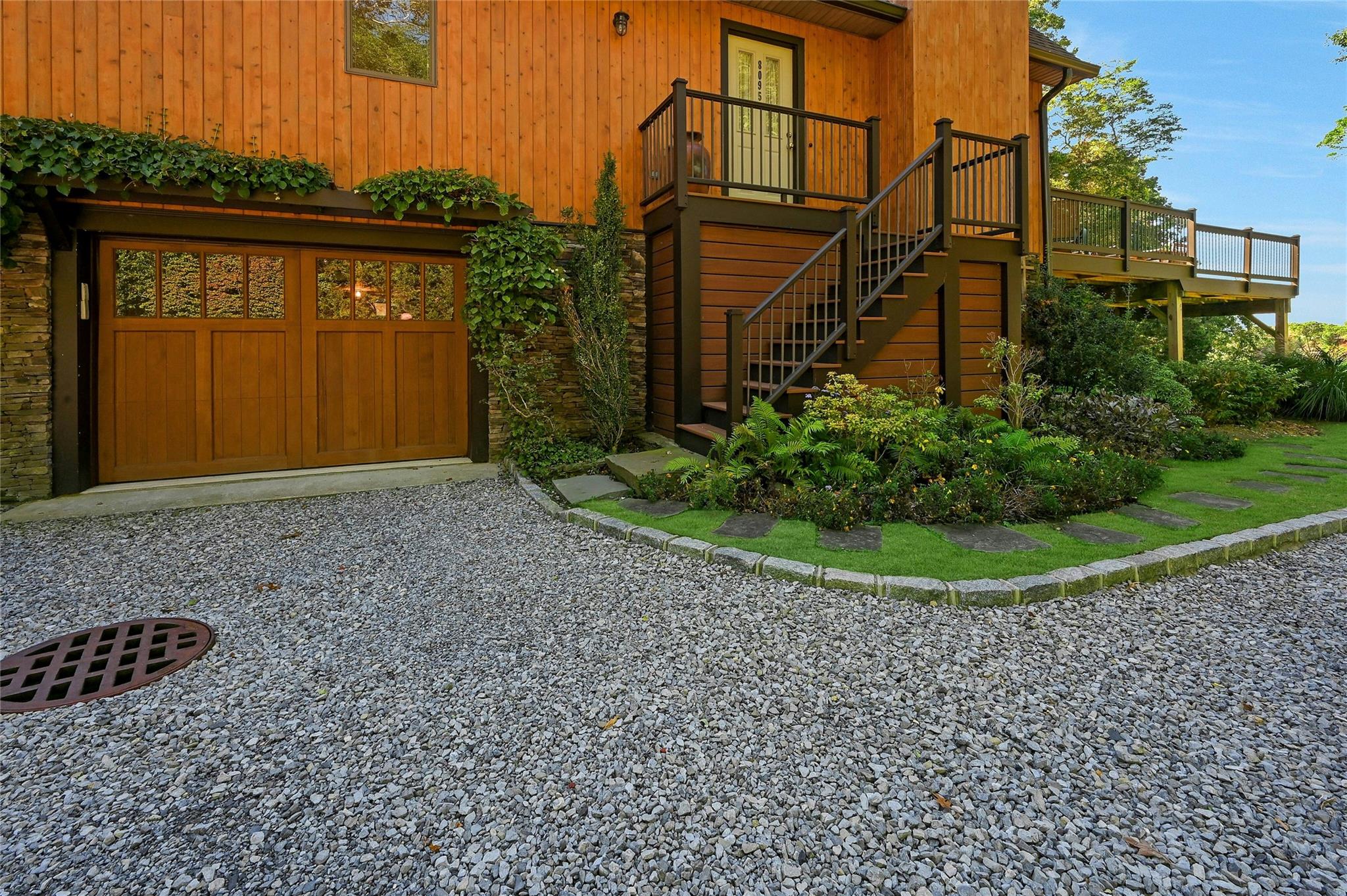 8095 Soundview Avenue, Southold, New York image 2