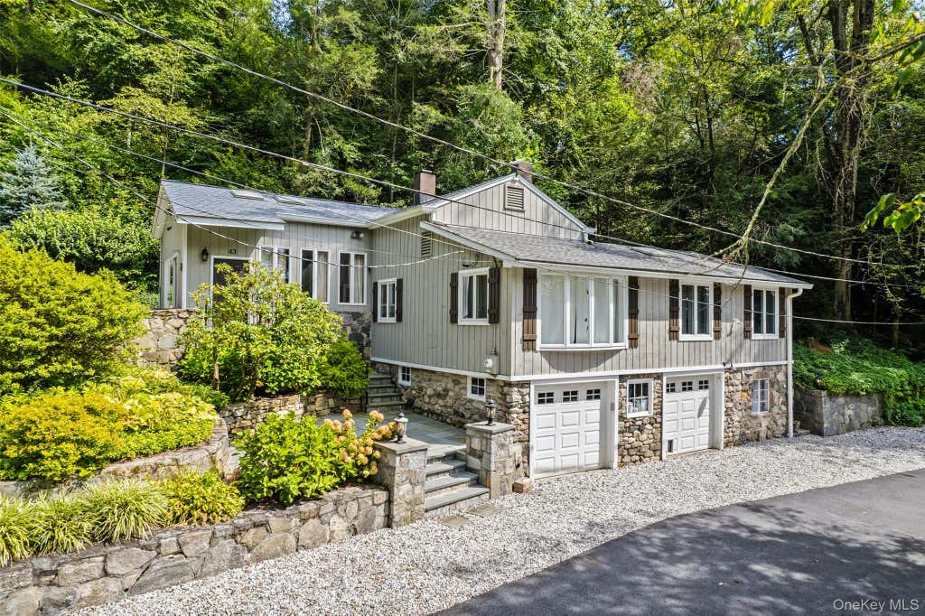 Photo of 43 Laurel Road, South Salem, NY 10590 (MLS # 1041674)