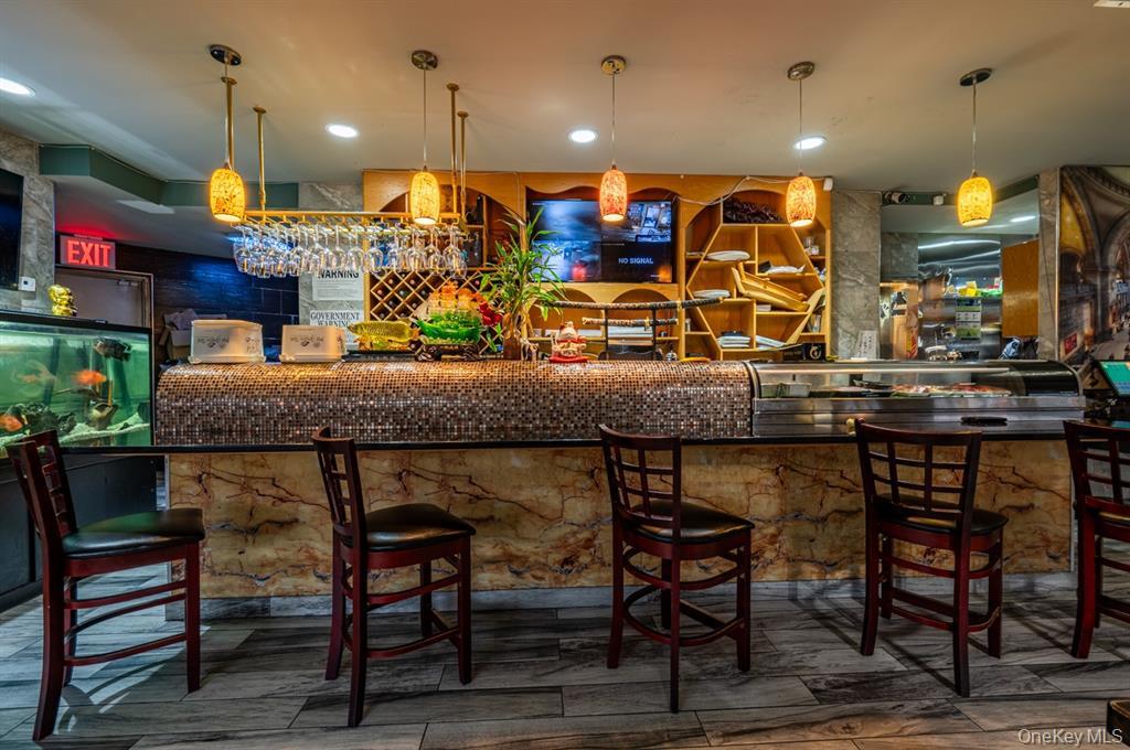 1506 bronxdale Avenue