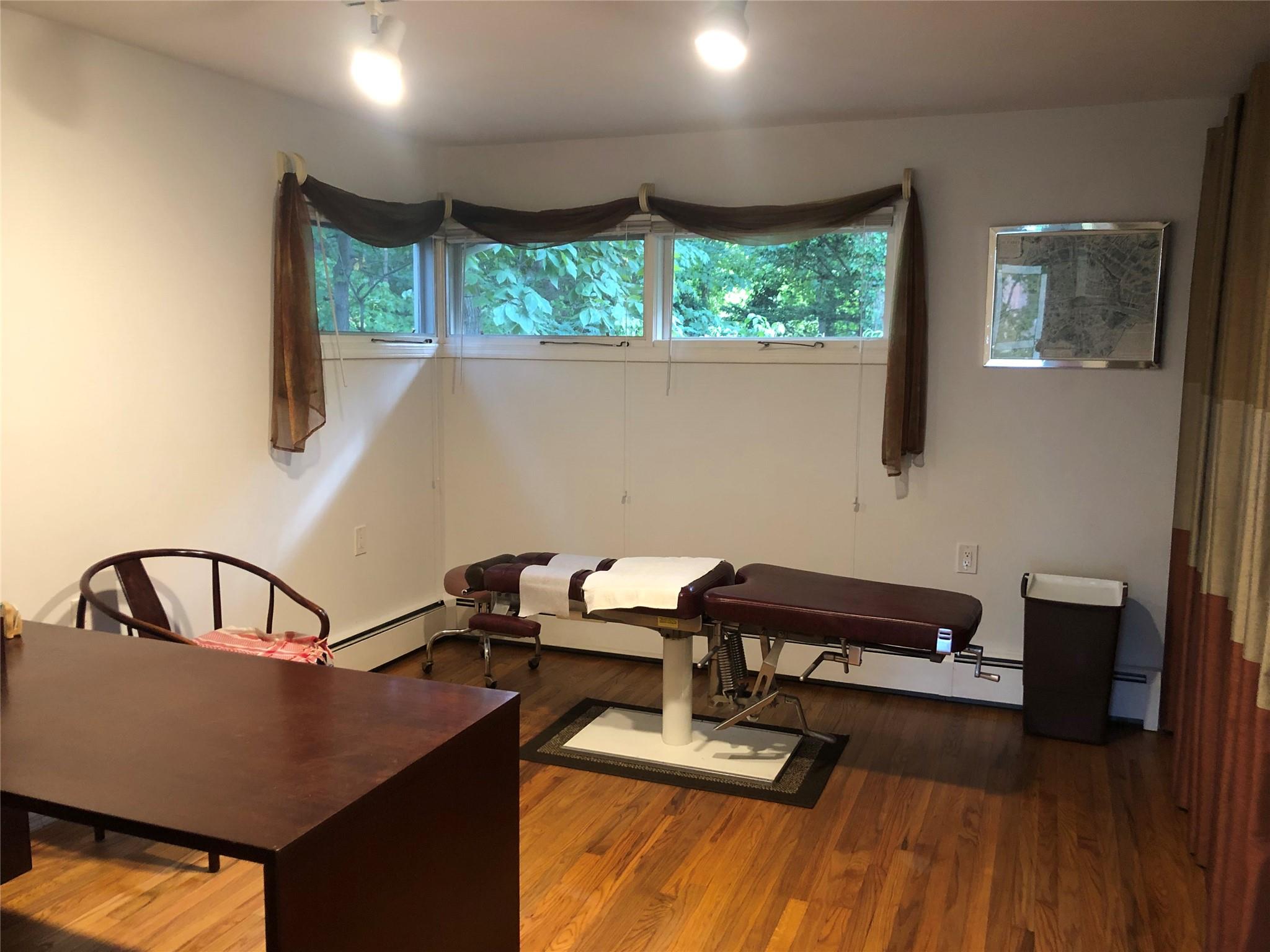 75 Union Avenue, Amityville, New York image 18