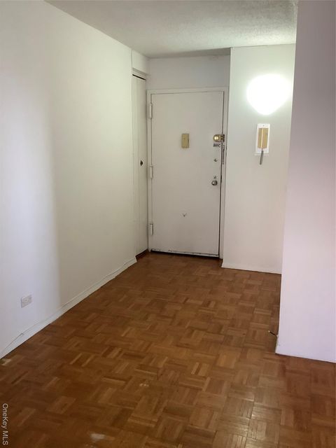 138-35 ELDER AVE Queens Village NY 11355