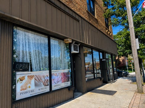 Photo for 487-491 Willis Avenue 489