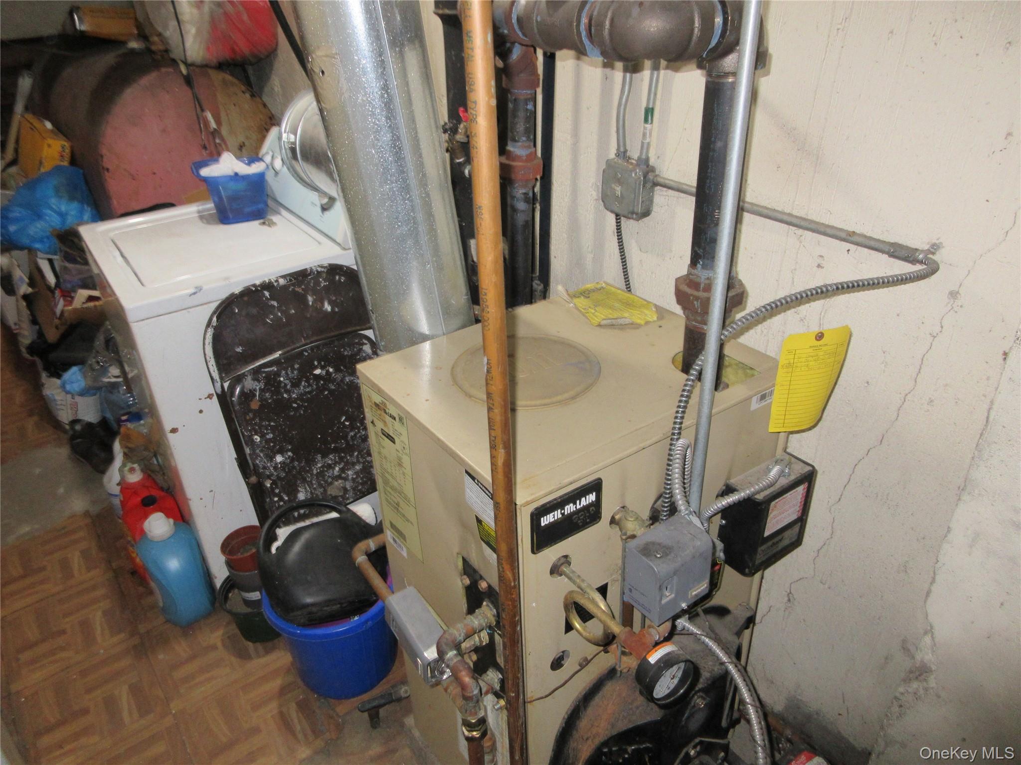 3228 Tenbroeck Avenue