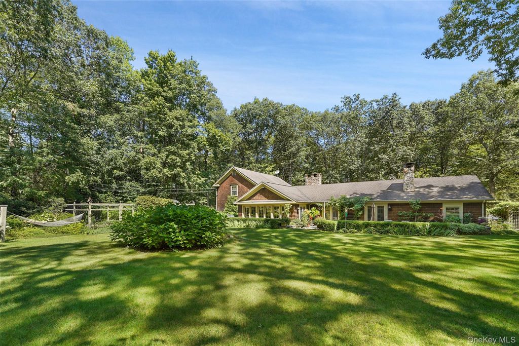 Photo of 164 Spring Street, South Salem, NY 10590 (MLS # 965891)