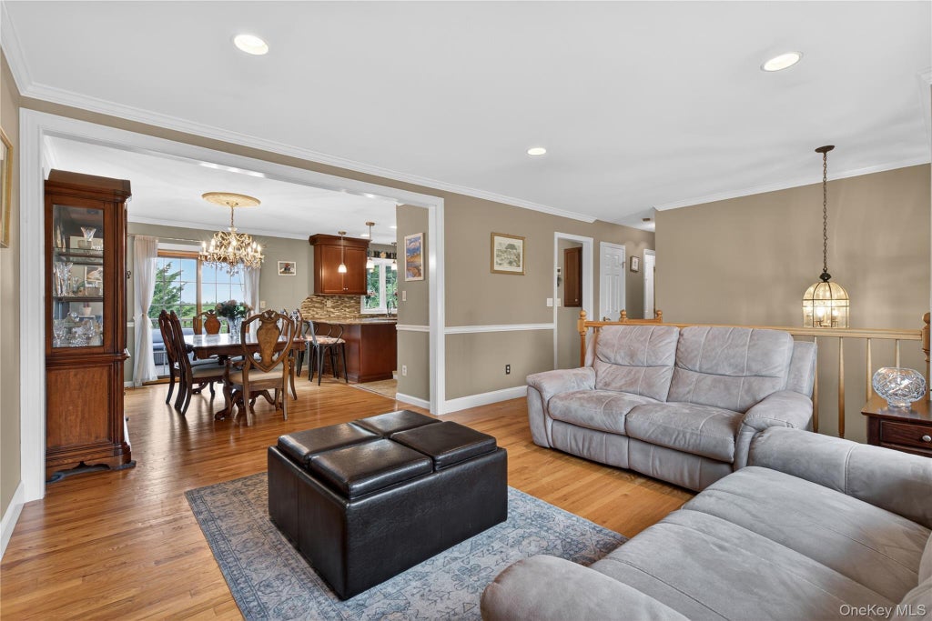 Photo of 5 Columbia Circle, Highland Mills, NY 10930 (MLS # 1054281)