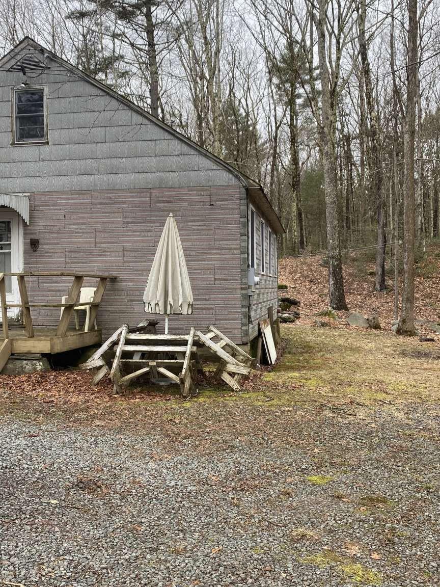 195 W Mohican Trail, Glen Spey, New York image 3