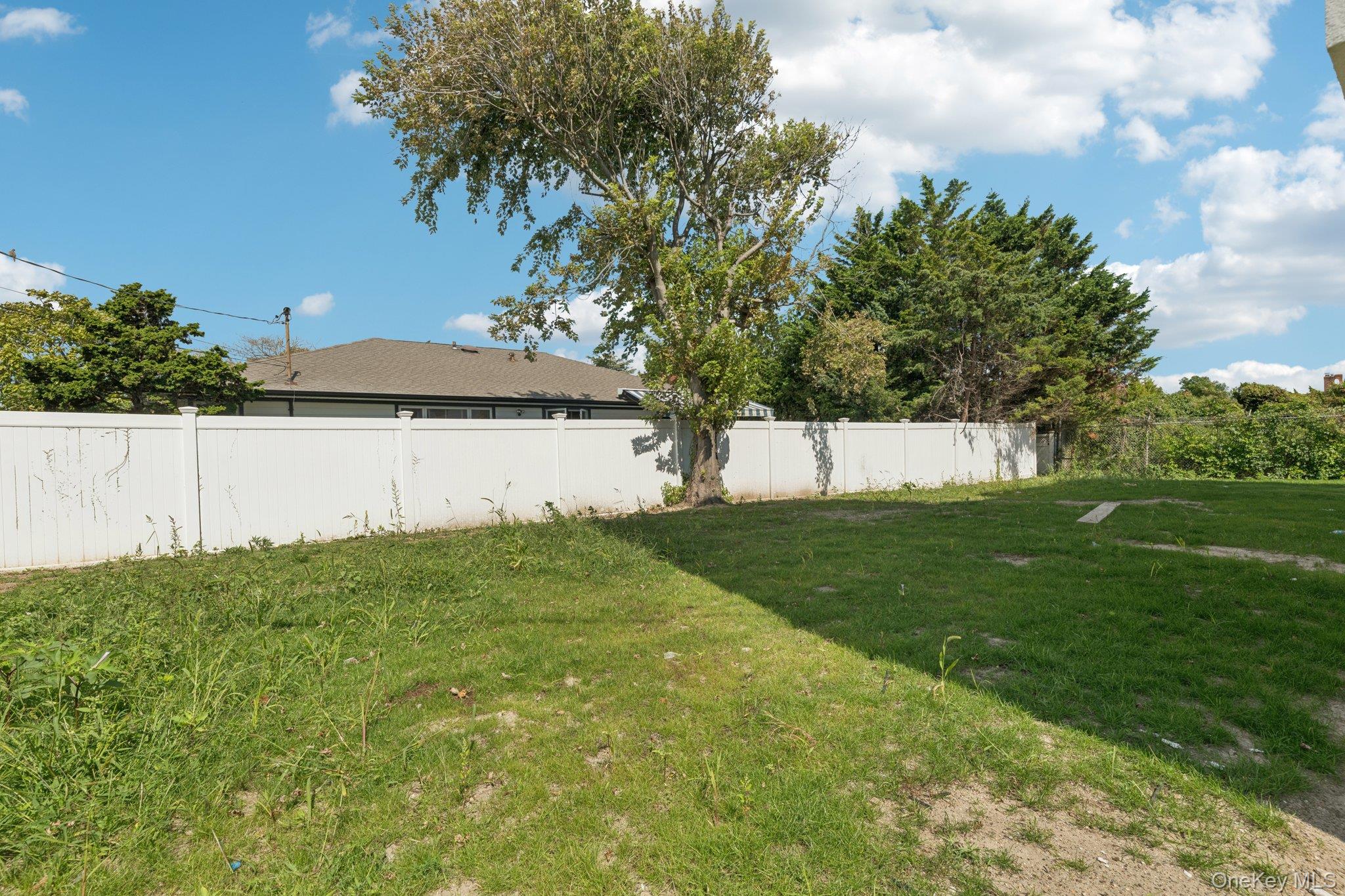 Atlantic Beach, New York 11509, United States, 5 Bedrooms Bedrooms, ,6 BathroomsBathrooms,Residential,Active,213780