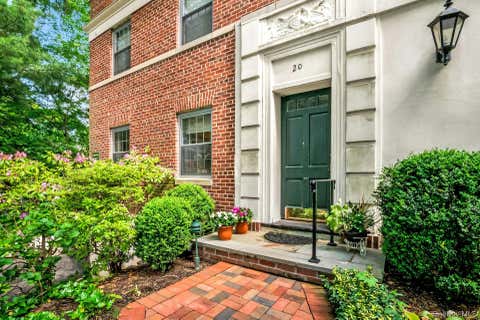 Homes For Sale - 20 Alden Place #1<br/> Bronxville, NY 10708
