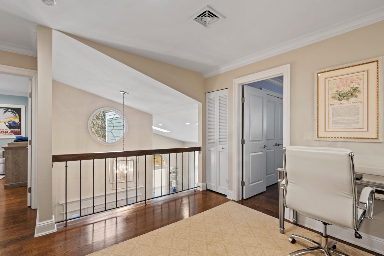 17 Tiffany Circle, Manhasset, New York image 19