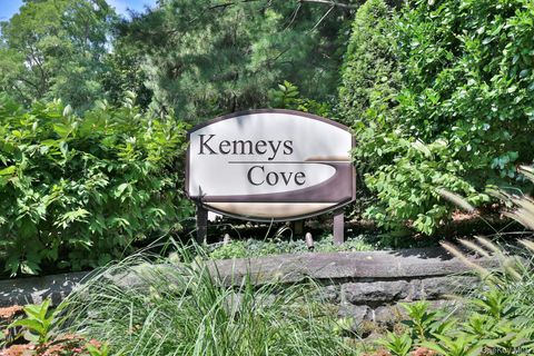 Condo For Sale - 616 Kemeys Cove #616<br/> Briarcliff Manor, NY 10510