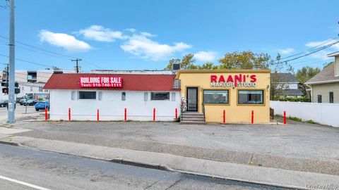 51 N Broadway Hicksville NY 11801