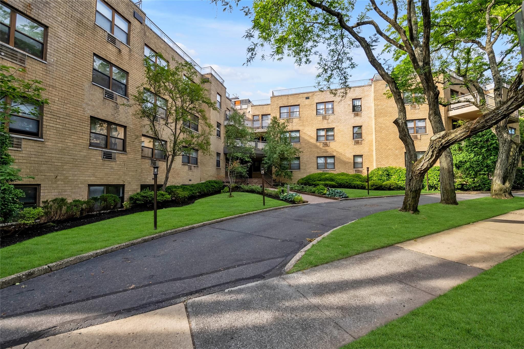 5 Schenck Avenue #2F, Great Neck, New York image 19