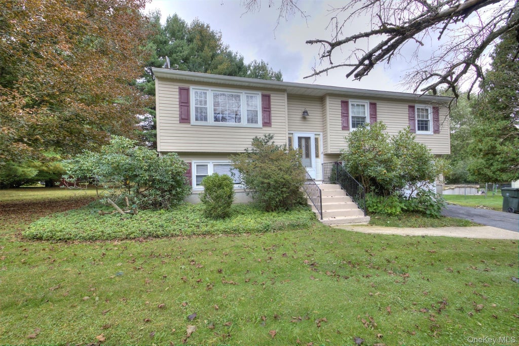 Photo of 50 Lincoln Road, Monroe, NY 10950 (MLS # 1056405)