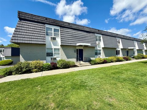 11 White Gate Road 11C Wappingers Falls NY 12590