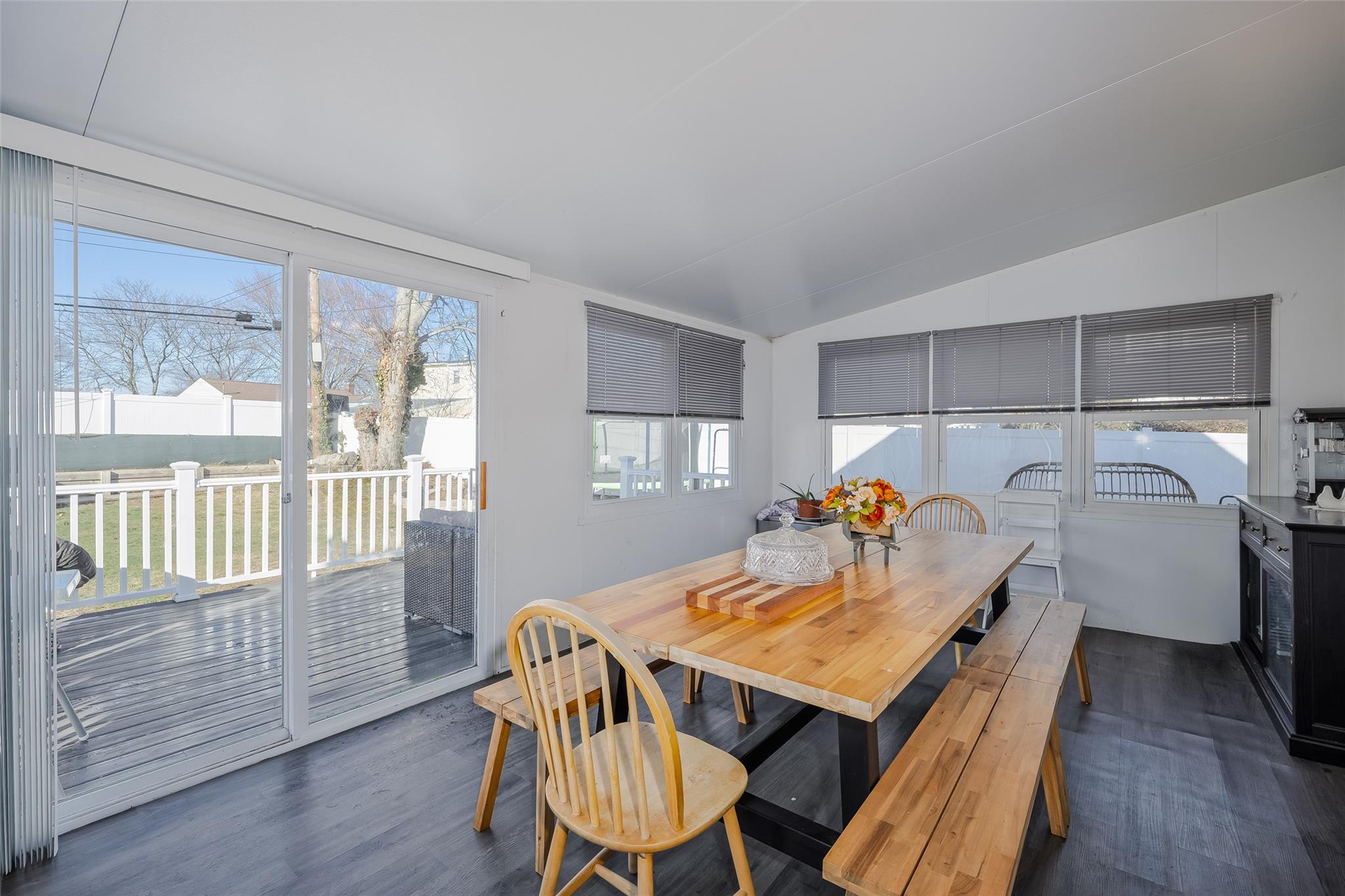 16 Soloff Road, Massapequa, New York image 12