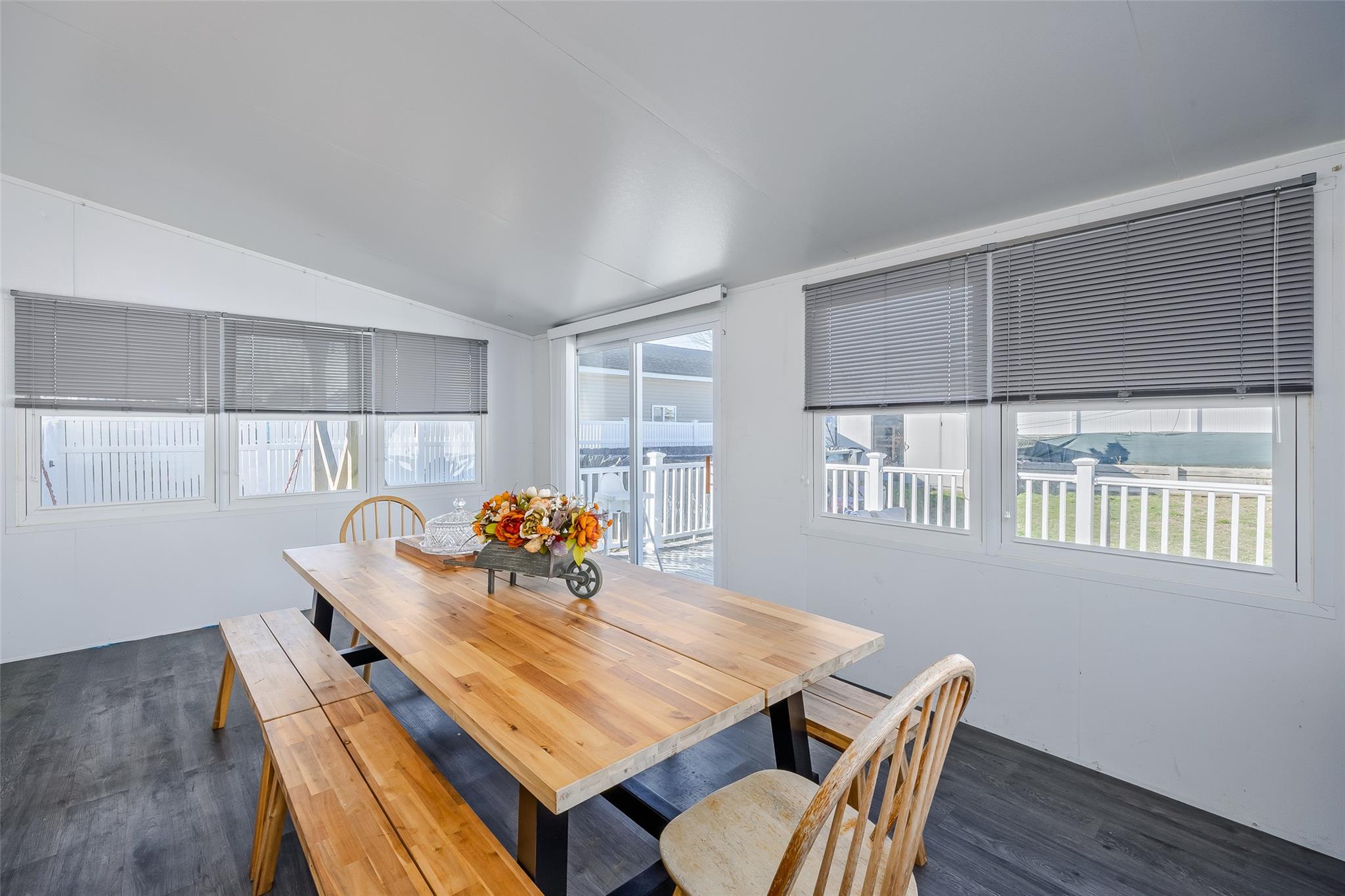16 Soloff Road, Massapequa, New York image 11