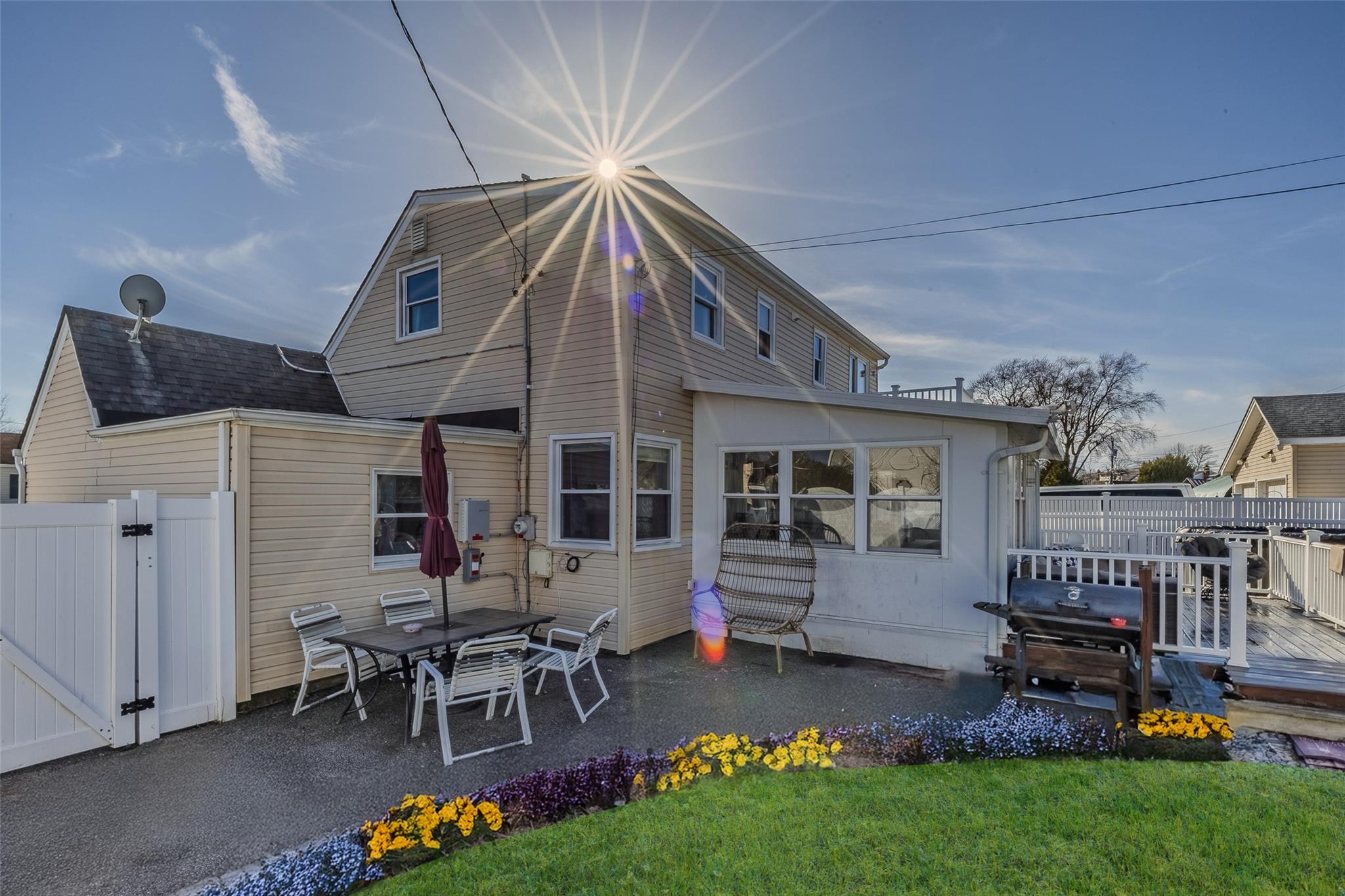 16 Soloff Road, Massapequa, New York image 3
