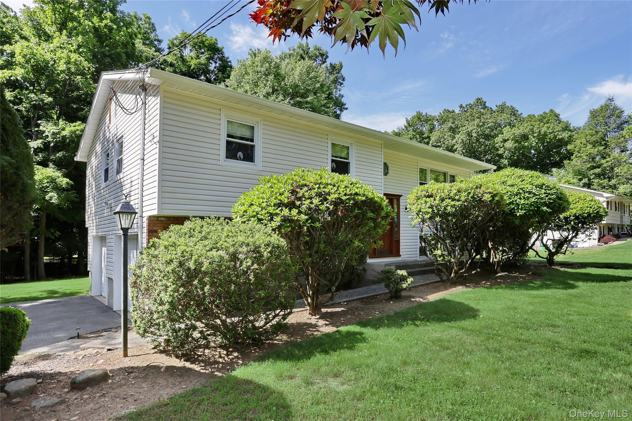 29 Thomsen Drive
