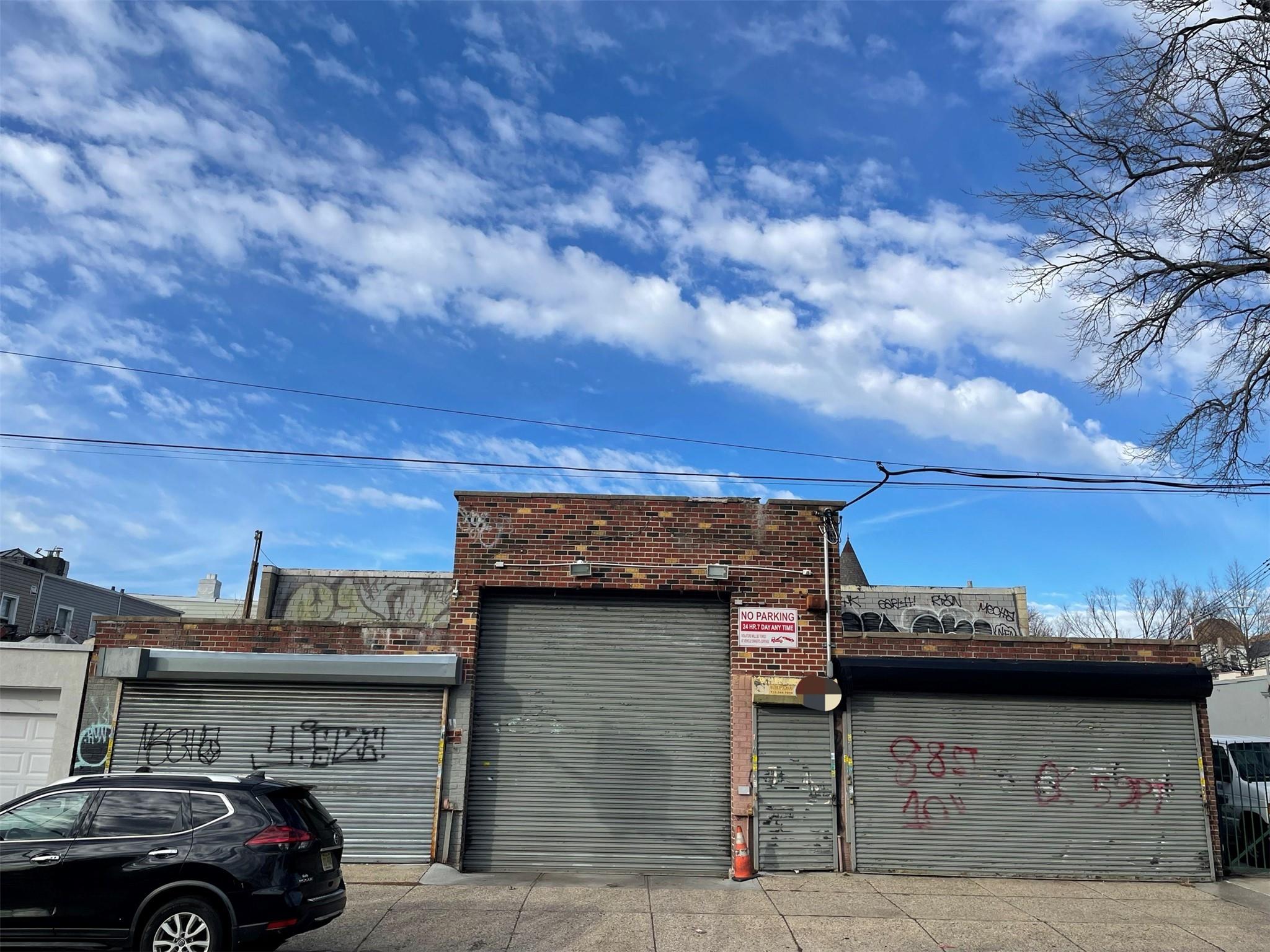 86-11 Atlantic Avenue