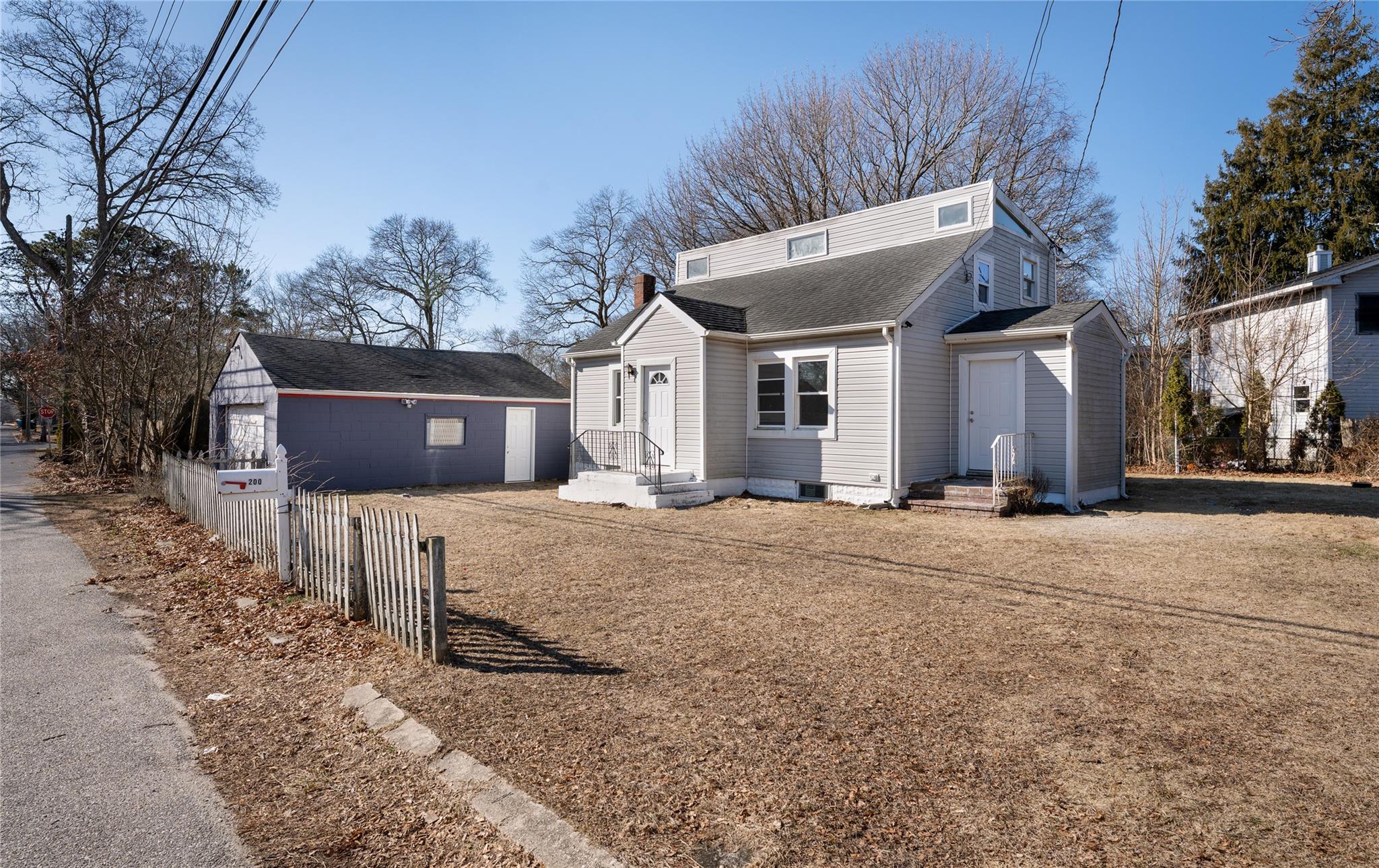 200 Maywood Drive, Mastic Beach, New York image 2
