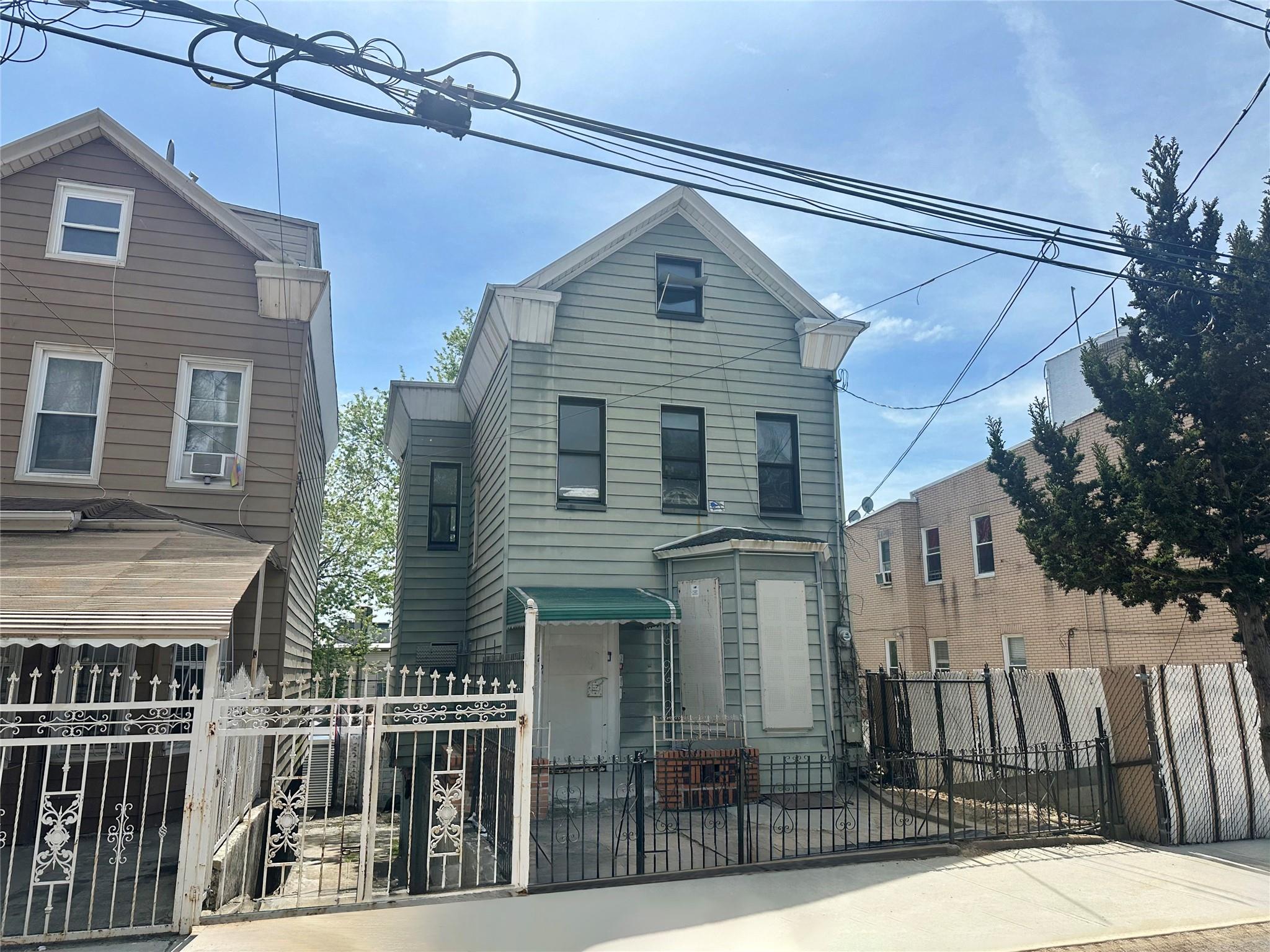230 Sunnyside Avenue, Brooklyn, New York image 7