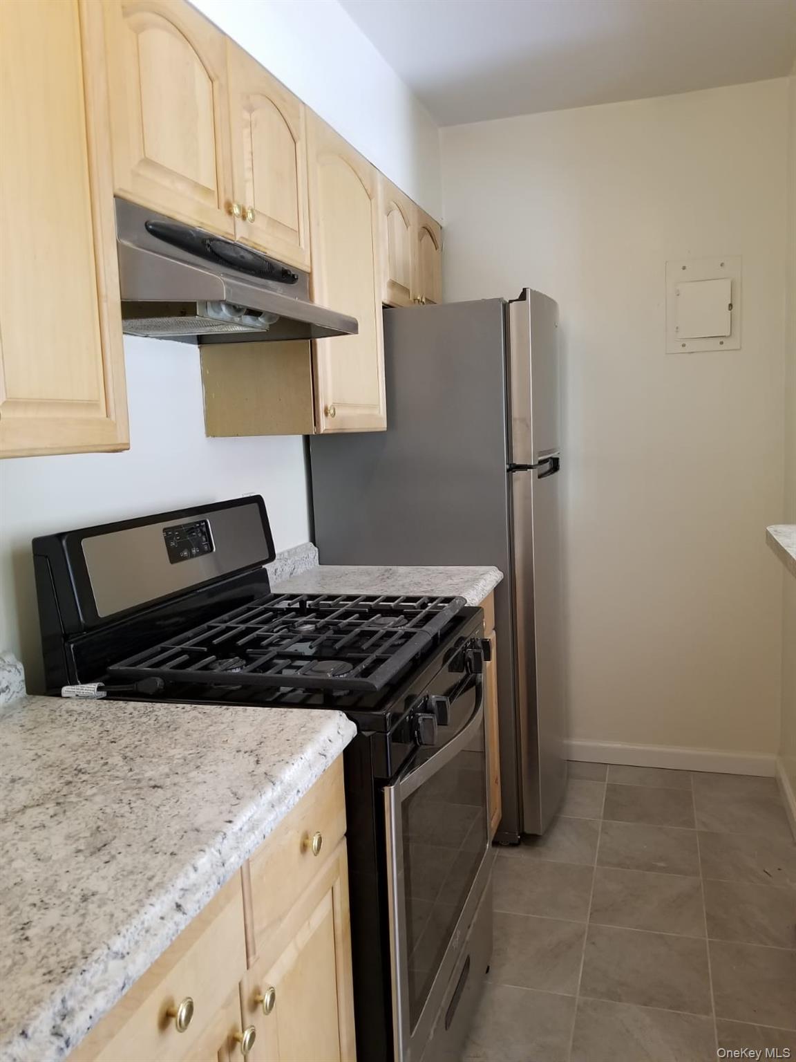 645 Locust Street 1