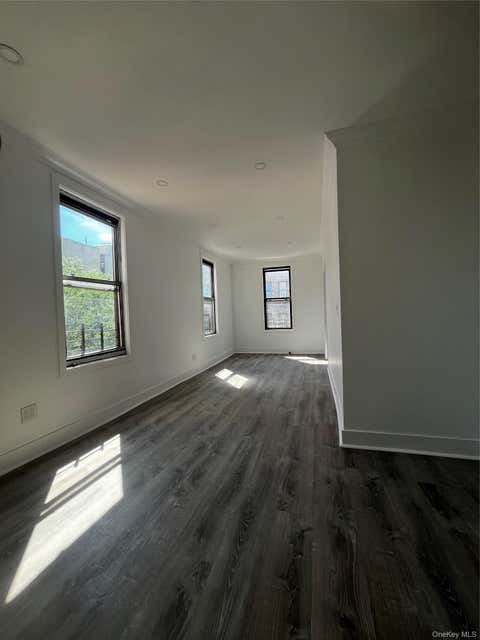 Apartment For Rent - 3294 Hull Avenue #2<br/> Bronx County, Bronx, NY 10467