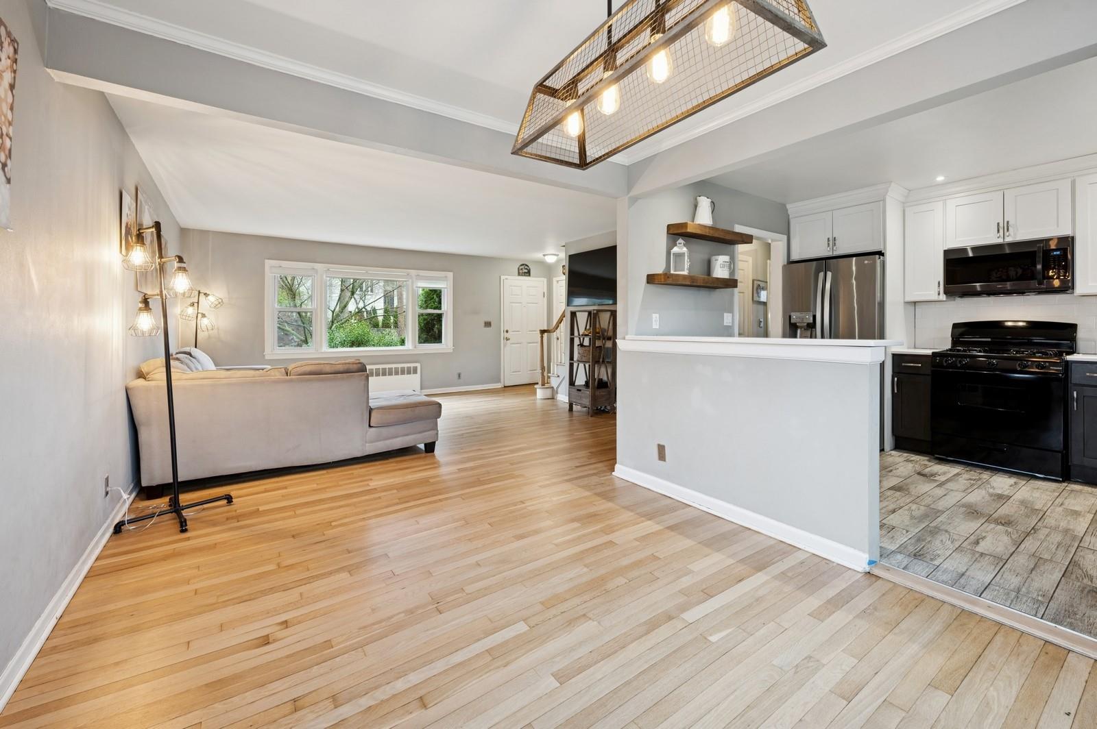 1164 Dobbs Ferry Road, White Plains, New York image 11