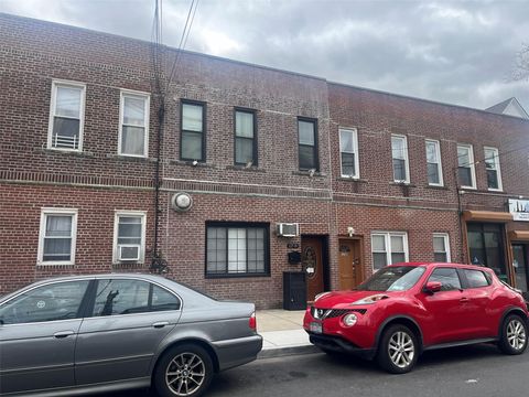 125-10 18 Street College Point NY 11356