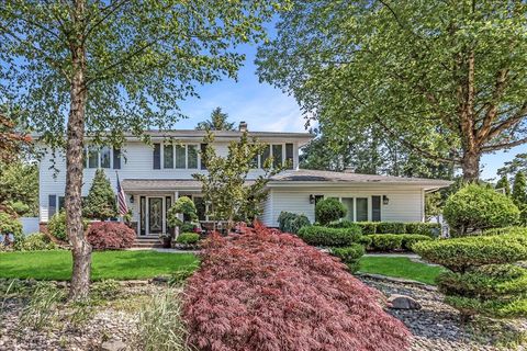 7 Woodstock Place Lake Grove NY 11755