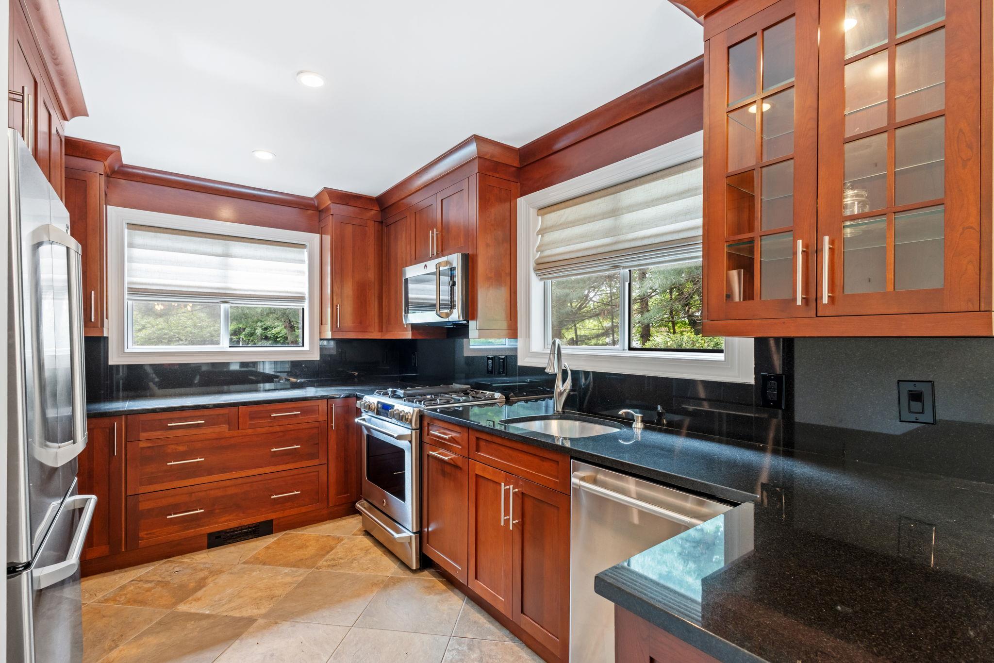 37 Hickory Hill Lane