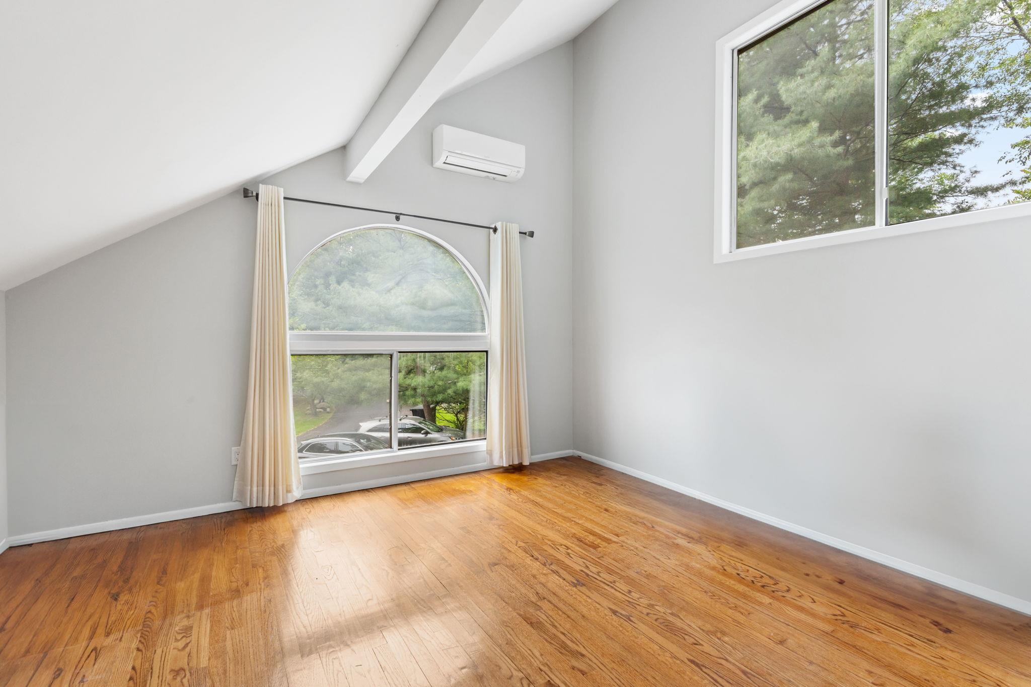 37 Hickory Hill Lane, Tappan, New York image 16