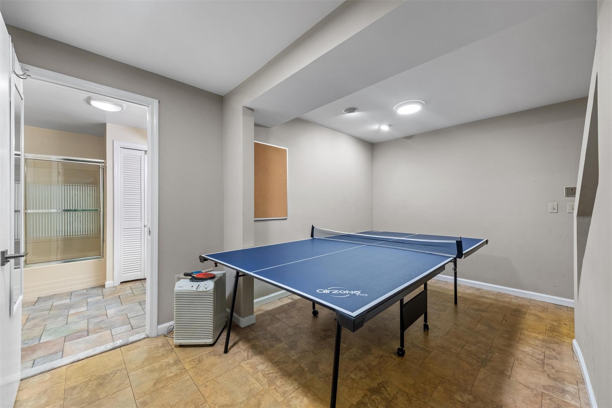 30 Apple Hill Drive, Cortlandt Manor, New York image 32
