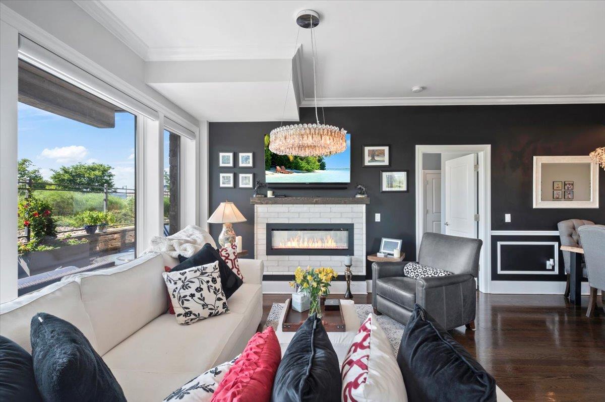 18 Rivers Edge Drive 102